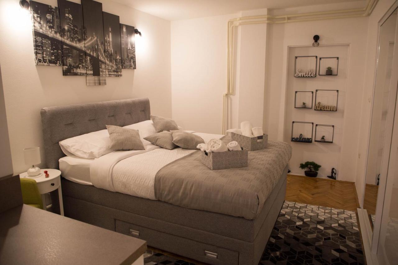 Studio Apartman Suburban Visnjevac Buitenkant foto