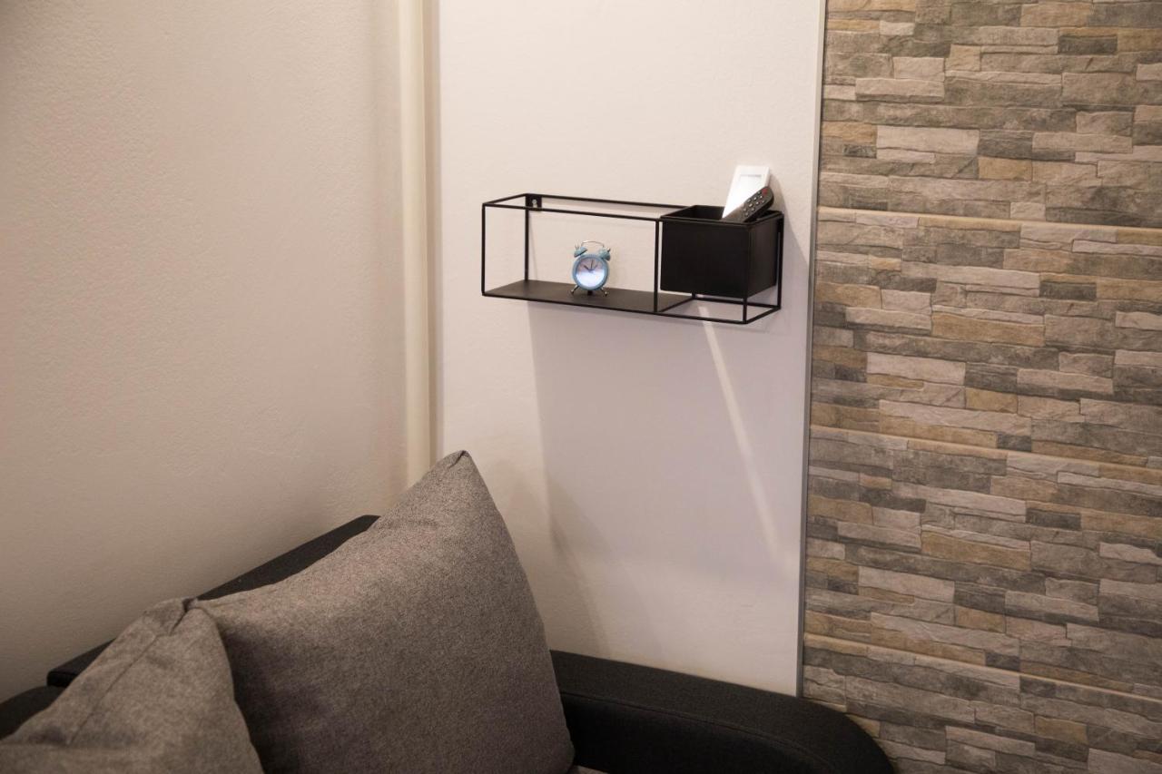 Studio Apartman Suburban Visnjevac Buitenkant foto