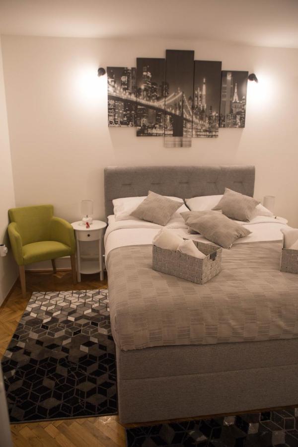 Studio Apartman Suburban Visnjevac Buitenkant foto